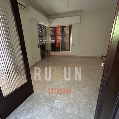 330 Sqm Apartment for rent in Achrafieh 6