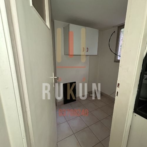 330 Sqm Apartment for rent in Achrafieh 10