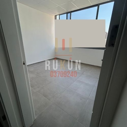 Office for Rent | Achrafieh Adlieh | 70 m² | 3 Rooms + Reception | Kitchenette | Toilet | 1 Parking | 2 Elevators | Generator | $900/month 6