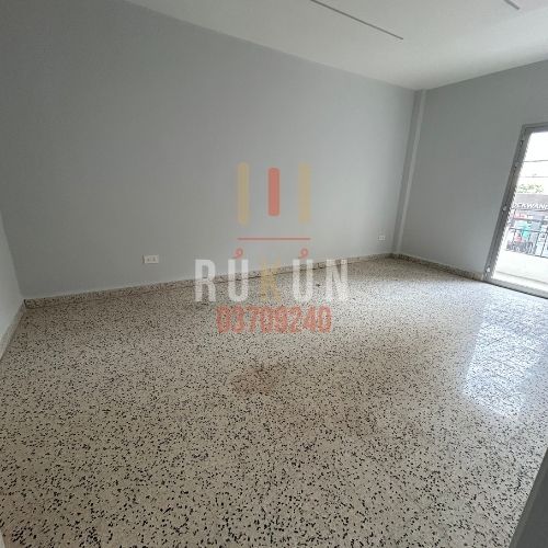 Fully renovated apartment for sale 7 rooms in Dekwaneh 300m2 for $270K 20